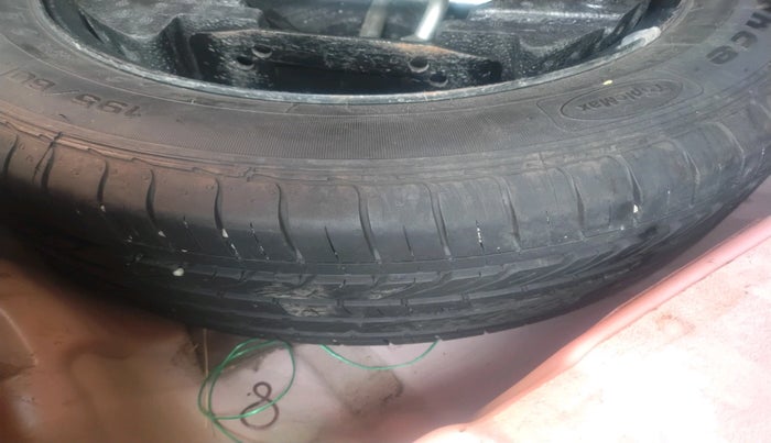 2020 Tata NEXON XZ PLUS (O) DIESEL DUAL TONE, Diesel, Manual, 57,637 km, tyre