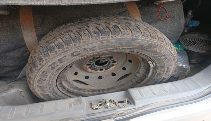 2014 Maruti Alto 800 LXI, Petrol, Manual, 96,496 km, tyre