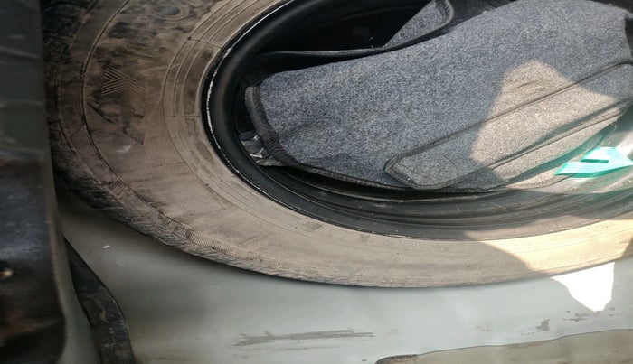 2018 Hyundai Elite i20 ASTA 1.2, Petrol, Manual, 84,751 km, tyre