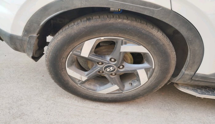 2019 Hyundai VENUE SX 1.4 CRDI, Diesel, Manual, 76,288 km, tyre