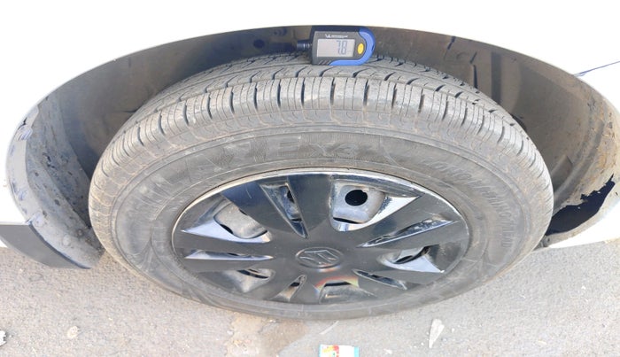 2013 Maruti Swift Dzire VDI, Diesel, Manual, 86,930 km, tyre