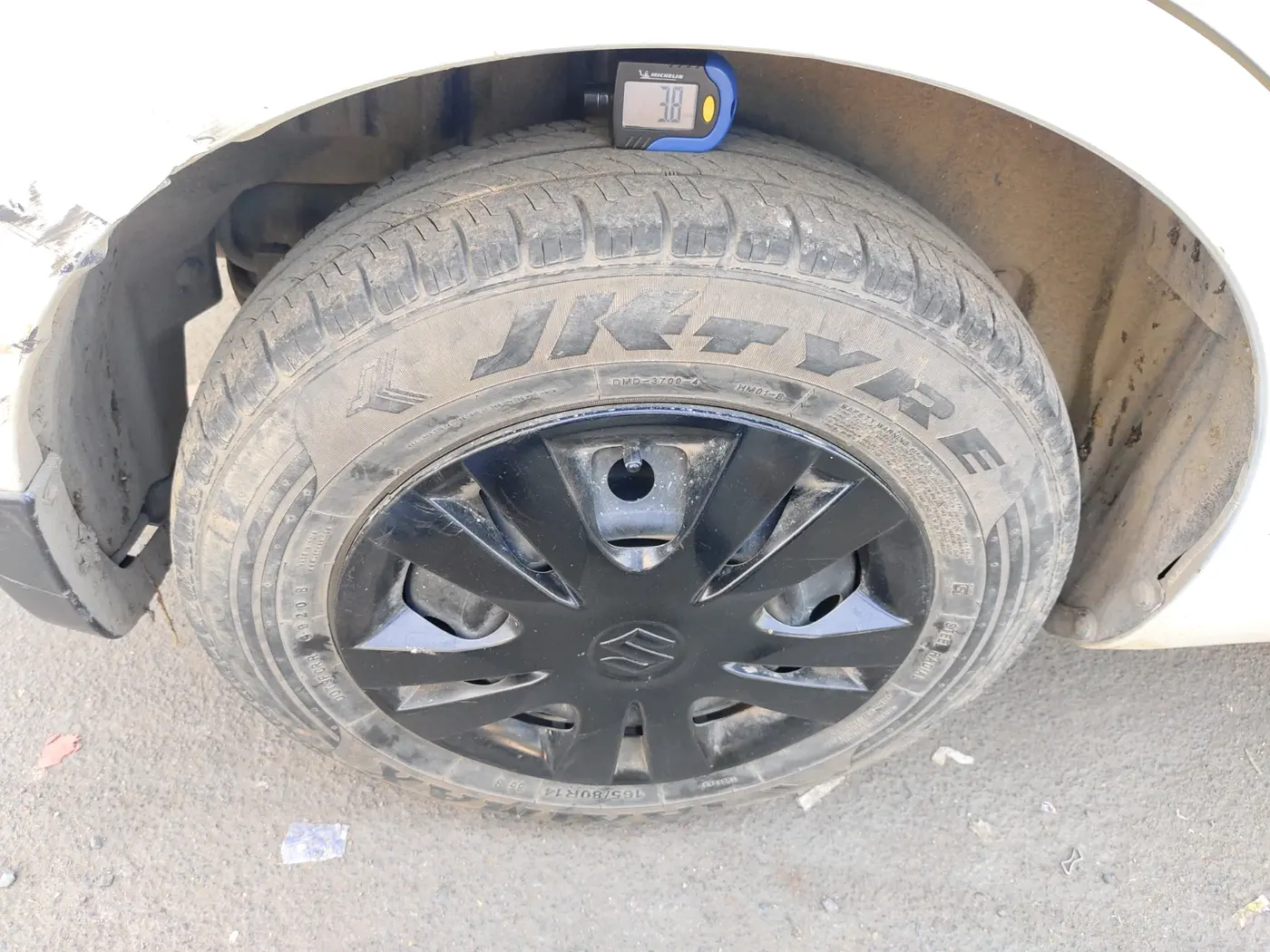 2013 Maruti Swift Dzire VDI, Diesel, Manual, 86,930 km, tyre