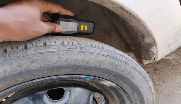 2016 Maruti Alto K10 VXI, Petrol, Manual, 30,707 km, tyre