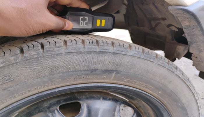 2016 Maruti Alto K10 VXI, Petrol, Manual, 30,707 km, tyre