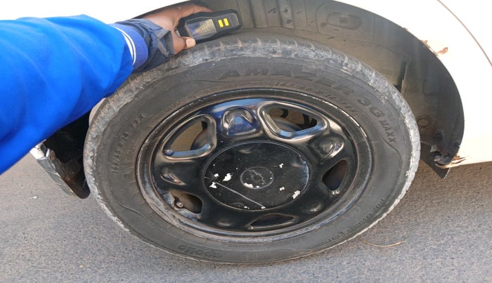 2015 Chevrolet Beat LT DIESEL, Diesel, Manual, 98,263 km, tyre