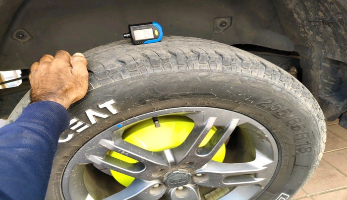 2021 Mahindra Thar LX PETROL HT 4WD AT, Petrol, Automatic, 35,980 km, tyre