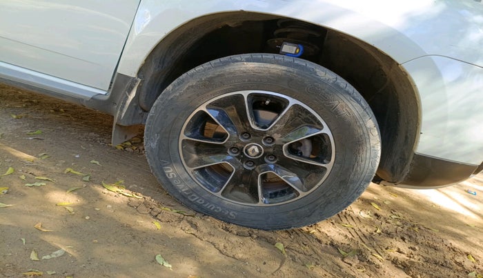 2017 Renault Duster 110 PS RXZ DIESEL, Diesel, Manual, 1,50,539 km, tyre