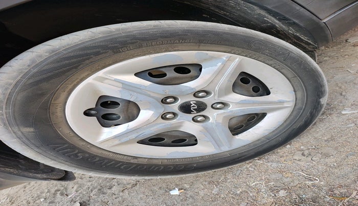 2022 KIA SELTOS HTE 1.5 DIESEL, Diesel, Manual, 97,568 km, tyre