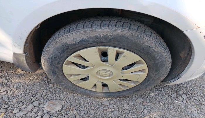 2012 Maruti Swift VDI, Diesel, Manual, 1,29,867 km, tyre