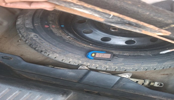 2018 Maruti Dzire VXI AMT, Petrol, Automatic, 68,604 km, tyre