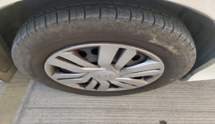 2014 Honda City 1.5L I-DTEC SV, Diesel, Manual, 1,61,364 km, tyre