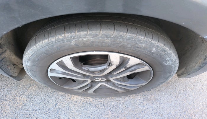 2022 Tata TIGOR XZ PLUS CNG, Petrol, Manual, 95,760 km, tyre