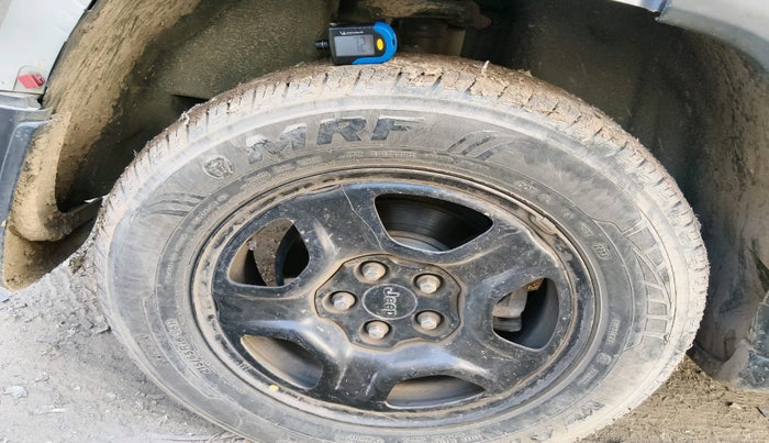 2018 Jeep Compass SPORT 2.0 DIESEL, Diesel, Manual, 1,24,825 km, tyre