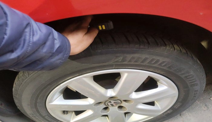 2011 Volkswagen Polo HIGHLINE1.2L, Petrol, Manual, 59,766 km, tyre