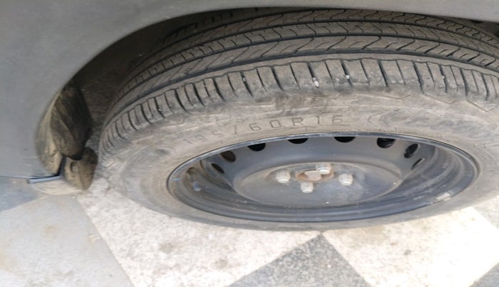 2023 Maruti FRONX DELTA 1.2 AGS, Petrol, Automatic, 27,088 km, tyre