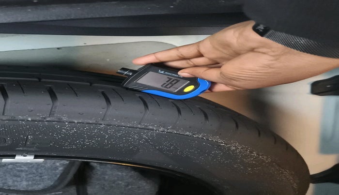 2022 Hyundai Creta SX (O) AT 1.5 DIESEL, Diesel, Automatic, 35,668 km, tyre