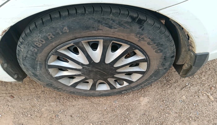 2010 Maruti Swift Dzire VXI, Petrol, Manual, 1,65,811 km, tyre