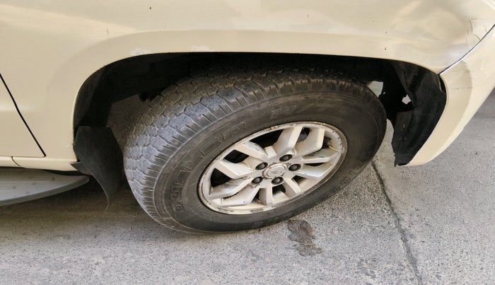 2016 Mahindra TUV300 T8, Diesel, Manual, 1,69,398 km, tyre