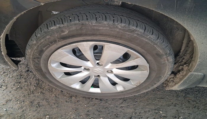 2018 Maruti Baleno DELTA PETROL 1.2, Petrol, Manual, 80,696 km, tyre