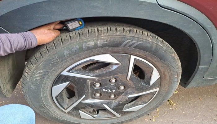 2024 KIA SONET HTK (O) 1.2 Petrol MT, Petrol, Manual, 12,049 km, tyre