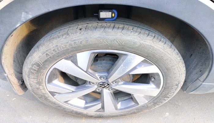 2022 Volkswagen TAIGUN TOPLINE 1.0 TSI AT, Petrol, Automatic, 24,764 km, tyre