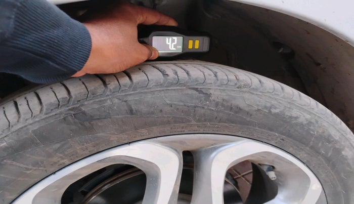 2020 Hyundai Elite i20 ASTA 1.2 (O), Petrol, Manual, 93,100 km, tyre