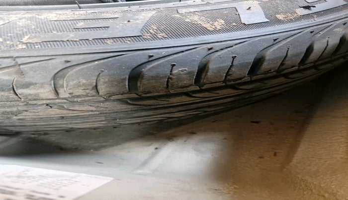 2012 Volkswagen Polo TRENDLINE 1.2L PETROL, Petrol, Manual, 75,616 km, tyre