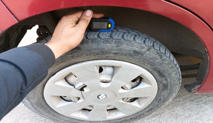 2014 Maruti Wagon R 1.0 LXI, Petrol, Manual, 69,133 km, tyre