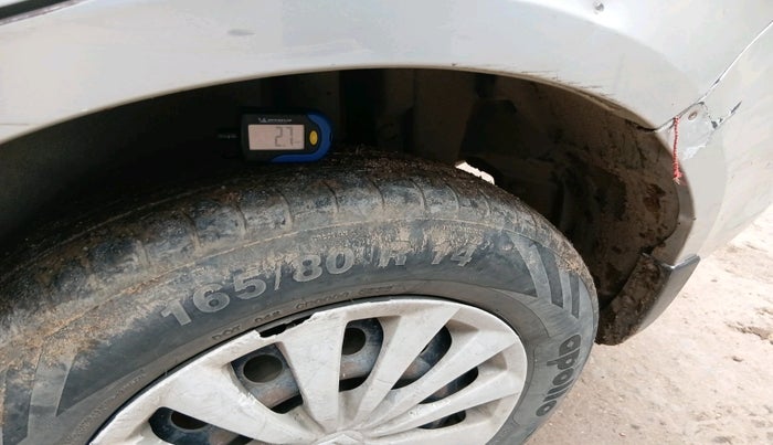 2015 Maruti Swift Dzire VDI, Diesel, Manual, 51,776 km, tyre