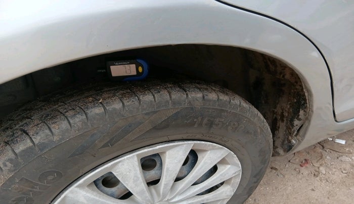 2015 Maruti Swift Dzire VDI, Diesel, Manual, 51,776 km, tyre