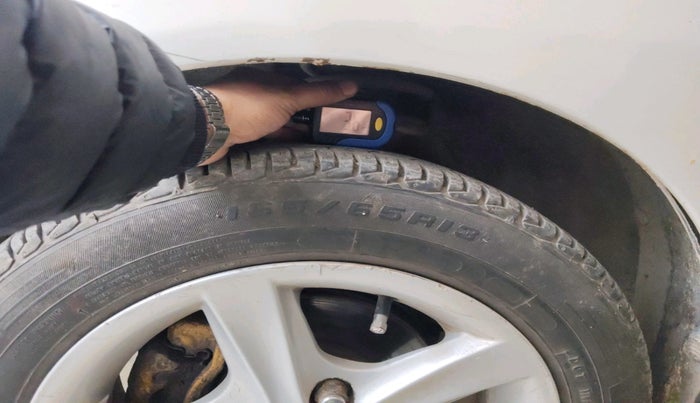 2013 Hyundai Santro Xing GLS, Petrol, Manual, 1,63,673 km, tyre