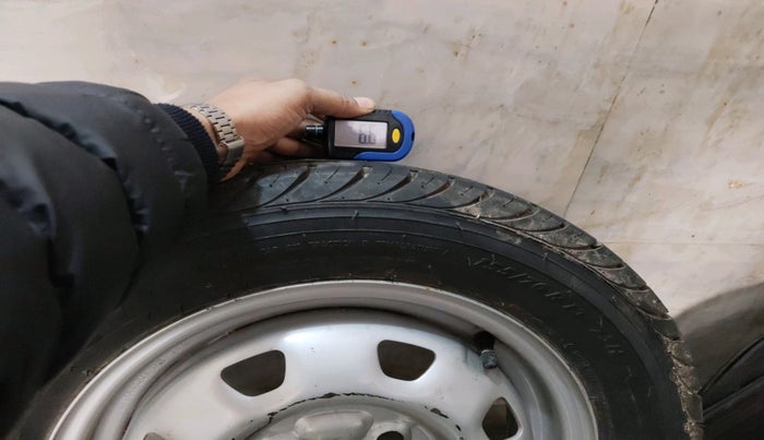 2013 Hyundai Santro Xing GLS, Petrol, Manual, 1,63,673 km, tyre