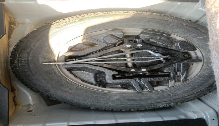 2021 Tata ALTROZ XZ DIESEL, Diesel, Manual, 69,582 km, tyre