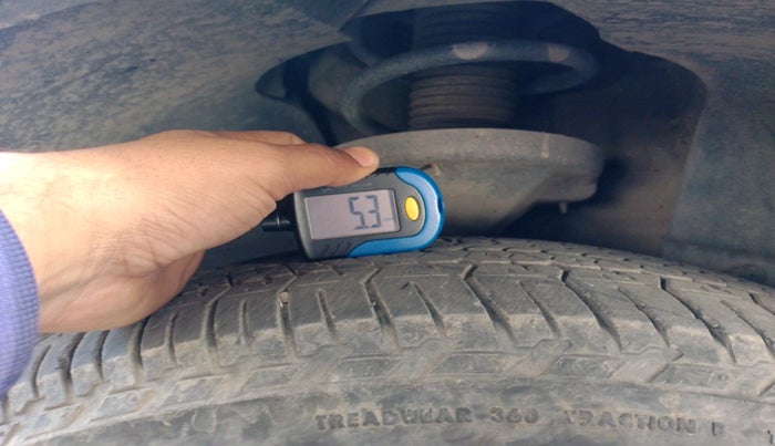 2015 Mahindra XUV500 W8, Diesel, Manual, 70,296 km, tyre