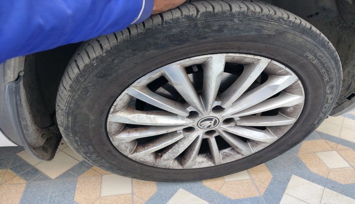 2018 Skoda Kodiaq L&K 2.0 TDI 4X4 AT, Diesel, Automatic, 1,03,650 km, tyre