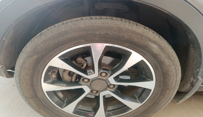 2021 Tata NEXON XZA PLUS PETROL, Petrol, Automatic, 72,989 km, tyre