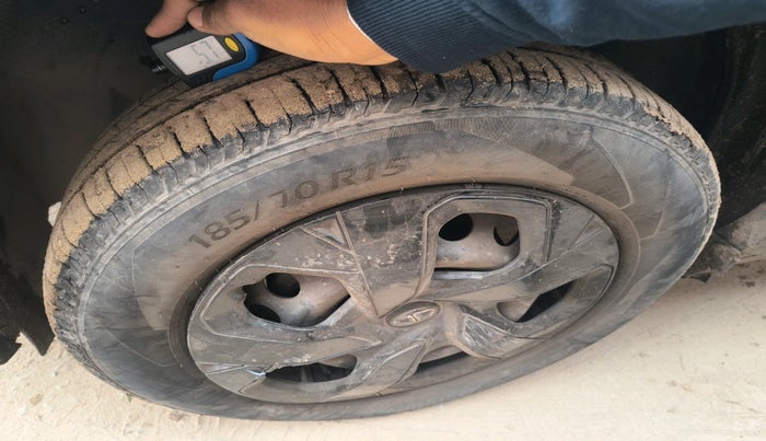 2022 Tata PUNCH ADVENTURE AMT, Petrol, Automatic, 26,000 km, tyre