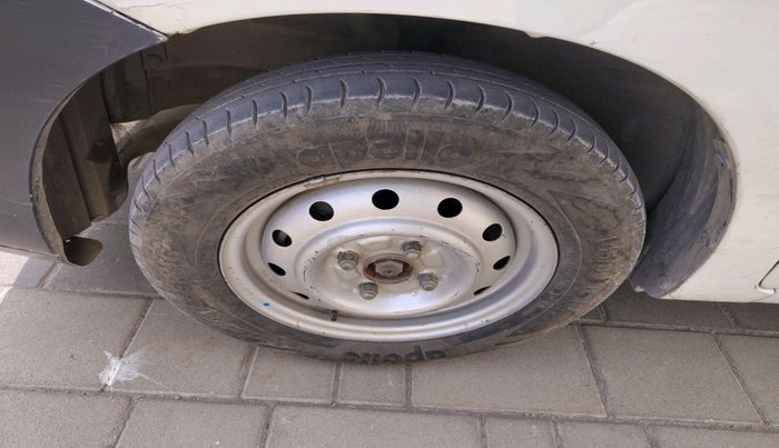 2011 Maruti Wagon R 1.0 LXI, Petrol, Manual, 44,742 km, tyre