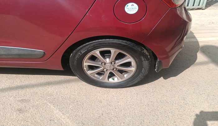 2016 Hyundai Grand i10 ASTA (O) 1.2 KAPPA VTVT, Petrol, Manual, 75,498 km, tyre