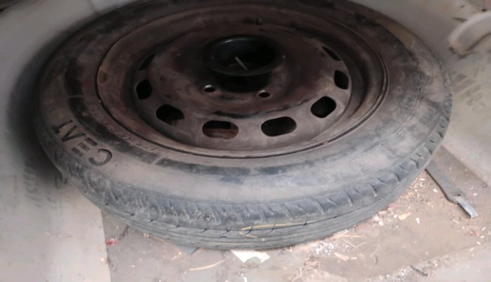 2012 Ford Fiesta Classic CLXI 1.4 DIESEL, Diesel, Manual, 85,201 km, tyre