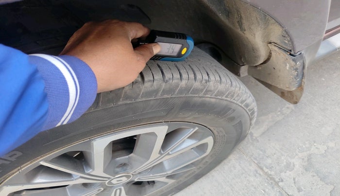 2021 Renault Duster RXZ 1.5 PETROL MT, Petrol, Manual, 38,612 km, tyre