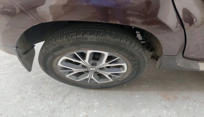 2021 Renault Duster RXZ 1.5 PETROL MT, Petrol, Manual, 38,612 km, tyre