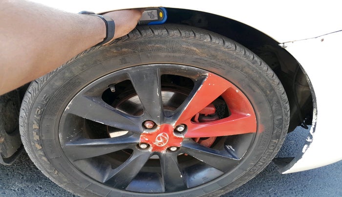 2011 Hyundai Verna FLUIDIC 1.6 CRDI SX AT, Diesel, Automatic, 1,04,191 km, tyre