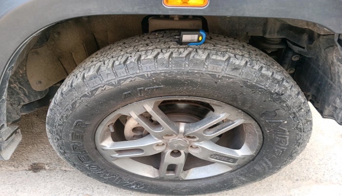 2023 Mahindra Thar LX P 2WD AT HT, Petrol, Automatic, 7,857 km, tyre