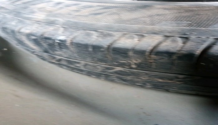 2014 Maruti Swift Dzire VXI, Petrol, Manual, 87,154 km, tyre