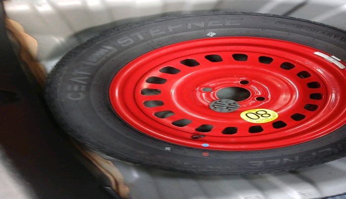 2021 Nissan MAGNITE XL, Petrol, Manual, 1,85,051 km, tyre