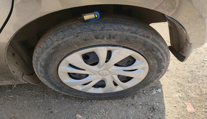 2022 Maruti Swift VXI CNG, Petrol, Manual, 59,300 km, tyre