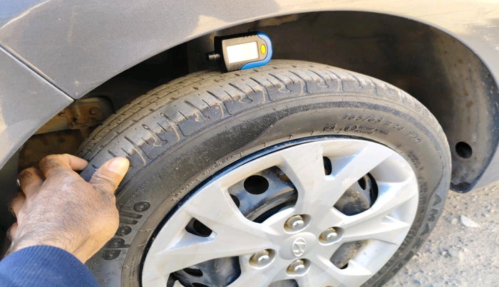 2015 Hyundai Grand i10 SPORTZ 1.1 CRDI, Diesel, Manual, 95,550 km, tyre