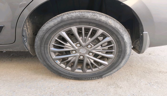 2021 Maruti Ertiga ZXI+ SHVS, Petrol, Manual, 43,605 km, tyre