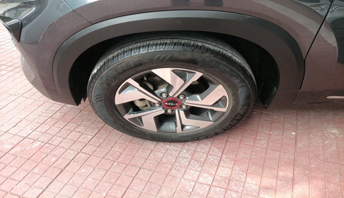 2020 KIA SONET HTX 1.0 IMT, Petrol, Manual, 38,627 km, tyre